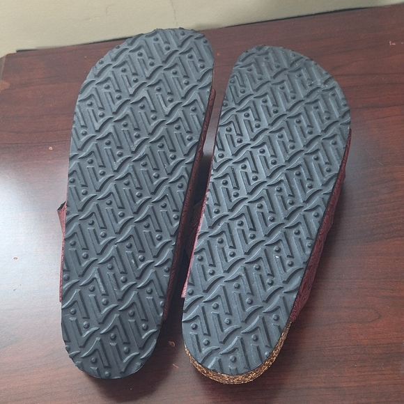 Biofeet Burgundy Total Comfort Sandals - Picture 5 of 8